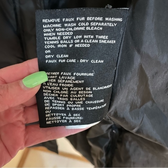 London Fog Down Waterfowl Feathers Faux Fur Knee length Side Zip Hood… - Picture 15 of 15